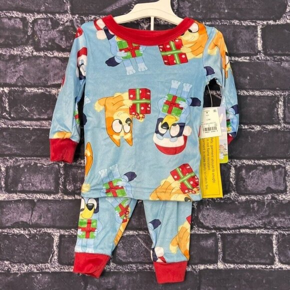 Bluey 12 Month Bluey Bingo Presents 2 Piece Pajama PJ Toddler - Picture 1 of 10